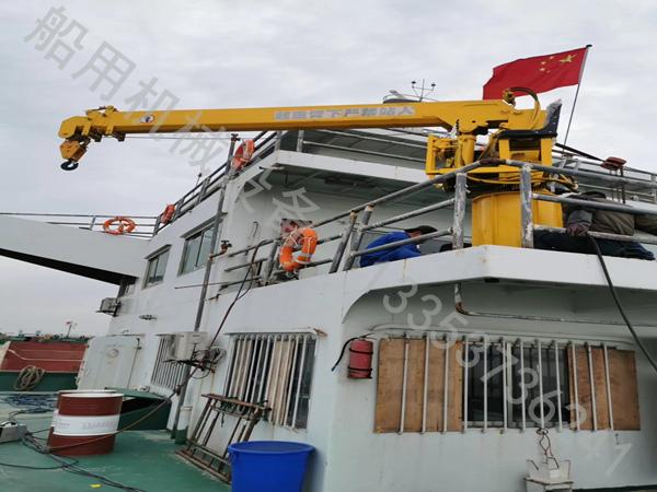 山东滨州船用起重机的模拟海况测试