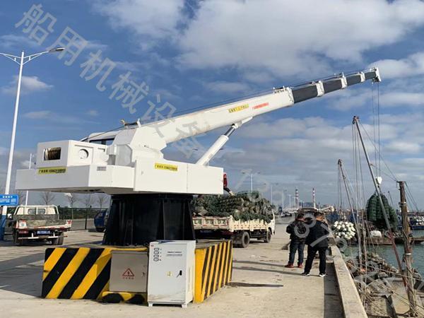 湖北鄂州船用起重机公司船用起重机体积小
